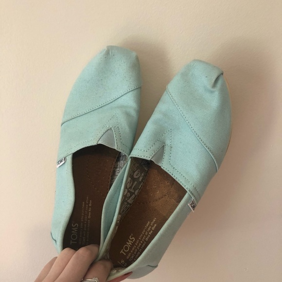 Toms shoes - Picture 1 of 3